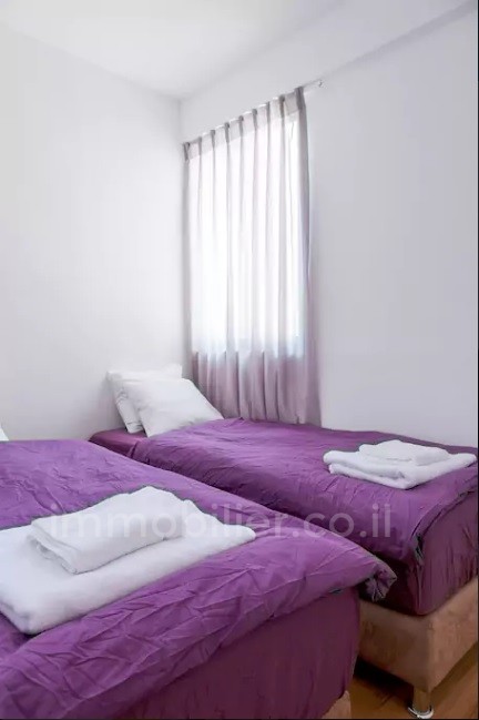 דירה 3 חדרים  תל אביב קו הים 291-IBL-642